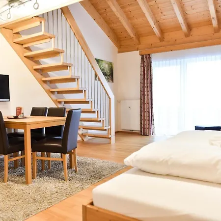 Burg 4*