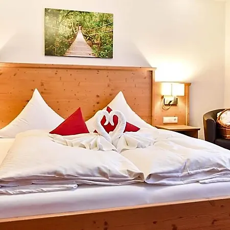 Burg 4*